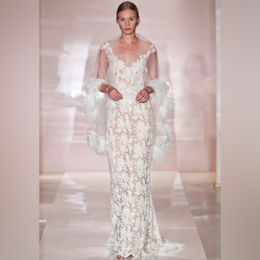 NWOT Reem Acra “Eve” wedding dress. Size 6. Never worn.